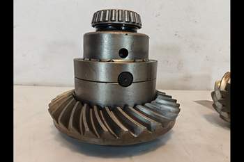 salg af KPL. Differentiale John Deere 6155R