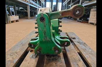 salg af Forakselrør John Deere 6155R