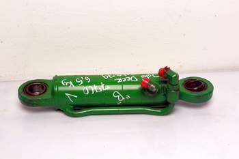 salg af Hydraulisk Cylinder John Deere 7710 