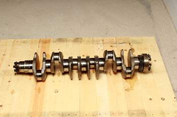 salg af Deutz-Fahr Agrotron TTV630  Crankshaft