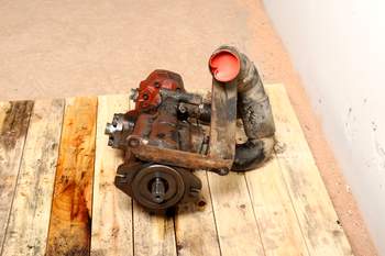 salg af Hydrema 922 C  Hydraulic Pump