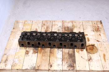 salg af Massey Ferguson 6290  Cylinder Head