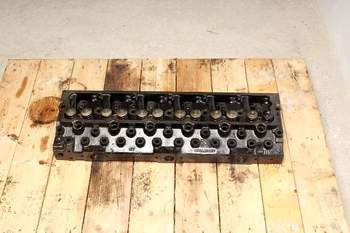 salg af Massey Ferguson 6290  Cylinder Head