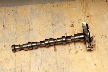 salg af New Holland T6.140  Camshaft