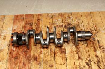 salg af New Holland T6.140  Crankshaft