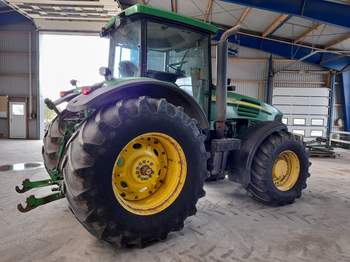 salg af John Deere 7820 traktor