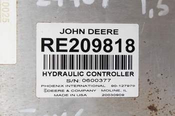 salg af ECU John Deere 7820 Hydraulic Controller