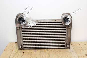 salg af Intercooler Massey Ferguson 6480