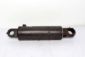 salg af Massey Ferguson 3635 RIGHT Lift Cylinder