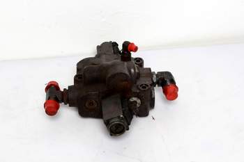 salg af Massey Ferguson 3635  Hydraulic lift valve