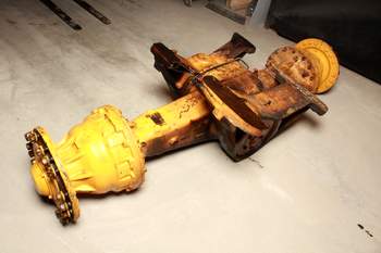 salg af Volvo L120 E  Disassembled Rear axle