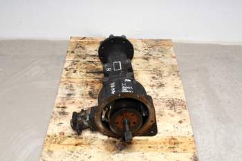 salg af Case Farmall 55 C RIGHT Rear Axle