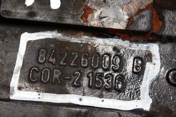 salg af Case Farmall 55 C RIGHT Rear Axle