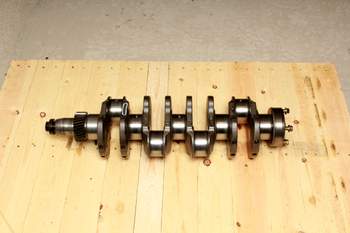 salg af John Deere 5720  Crankshaft