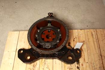 salg af Valtra 8450 LEFT Brake housing, Rear Transmission