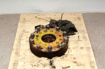 salg af John Deere 6250R RIGHT Rear wheelhub (Amercian type)