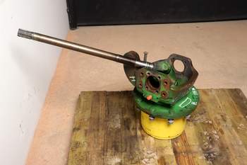 salg af John Deere 6250R RIGHT Front axle final drive