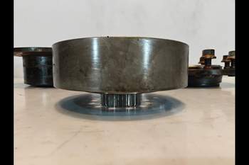 salg af Foraksel Slutdrev Valmet 900 VÄNSTER