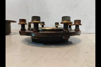 salg af Foraksel Slutdrev Valmet 900 VÄNSTER