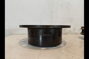 salg af Foraksel Slutdrev Valmet 900 VÄNSTER