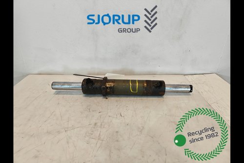 salg af Styrcylinder för framaxel Valmet 900