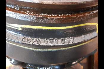 salg af Kardanhus, Bakaxel JCB 426 VÄNSTER