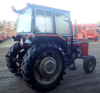 salg af Massey Ferguson 265 traktor