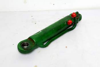 salg af Hydraulisk Cylinder John Deere 6820 