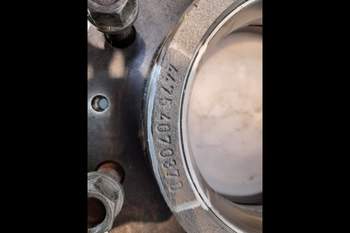 salg af Foraksel Slutdrev John Deere 6820 VÄNSTER