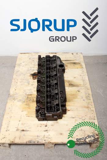 salg af John Deere 6820  Cylinder Head