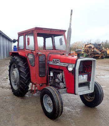 salg af Massey Ferguson 265 traktor
