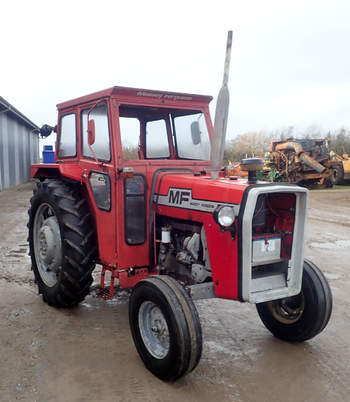 salg af Massey Ferguson 265 tractor