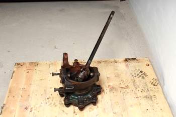 salg af Ford 4130 RIGHT Front axle final drive