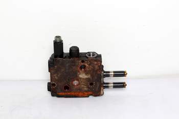 salg af Steyr CVT 6145  Hydraulic lift valve