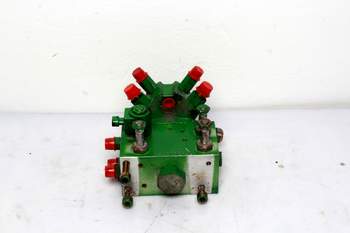 salg af John Deere 6430  Suspension control valve