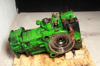 salg af John Deere 6430  Rear Transmission