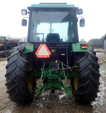 salg af John Deere 3050 traktor