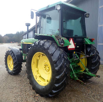 salg af John Deere 3050 traktor
