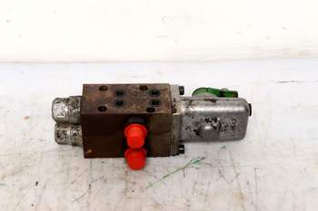 salg af John Deere 3050  Remote control valve