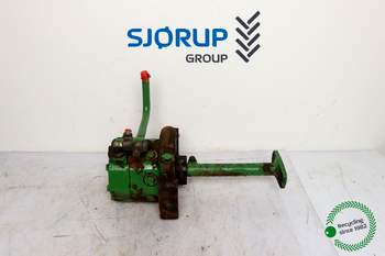 John Deere 3050  Hydraulic Pump