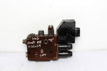 salg af Fendt 818  Hydraulic lift valve