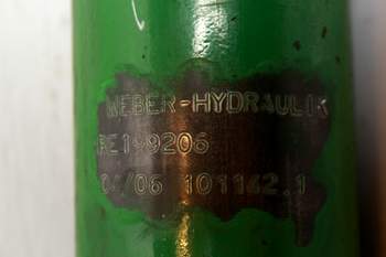 salg af Hydraulische zylinder John Deere 7930 