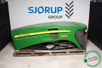 salg af Motorhjelm John Deere 7930