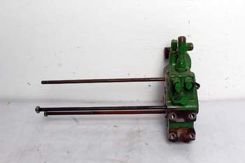 salg af John Deere 7930  Priority valve