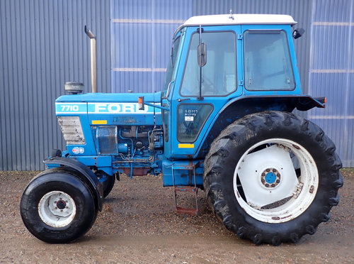 salg af Ford 7710 traktor