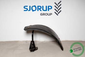 Valtra S374 RIGHT Front Fender