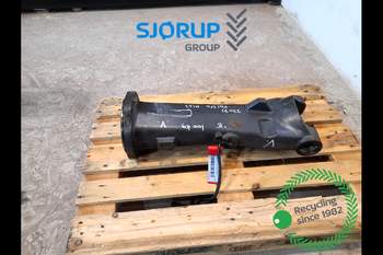 salg af Valtra N163 LEFT Front axle house