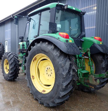 salg af John Deere 6230 traktor