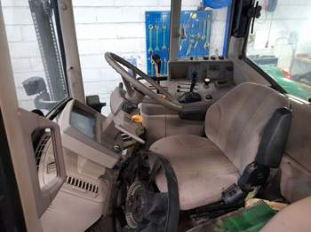 salg af John Deere 6230 traktor