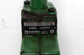 salg af John Deere 6230  Remote control valve